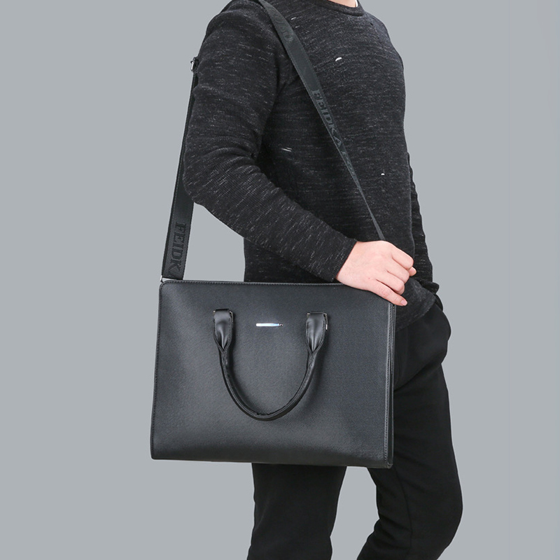 Designer Briefcase Bag For Men - Interior Design Journal recension och pris