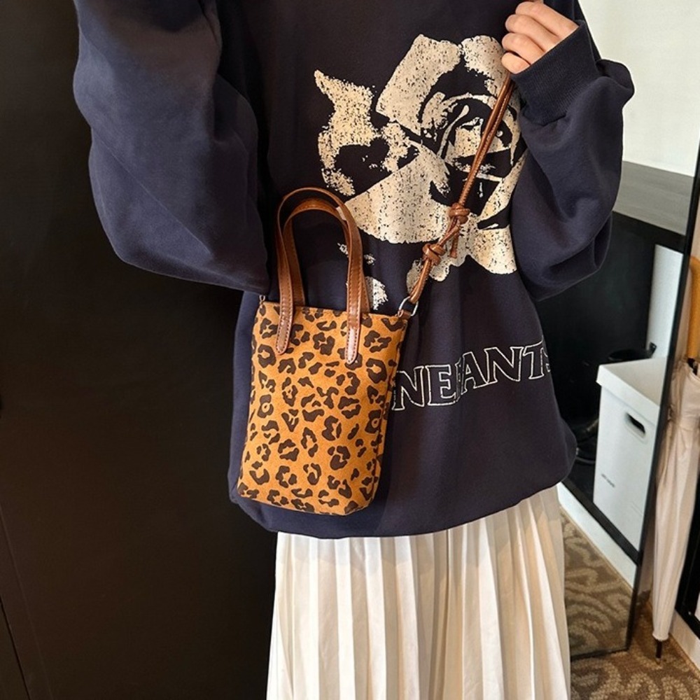 Retro PU Leopard Print Shoulde - Interior Design Korean Style recension och pris
