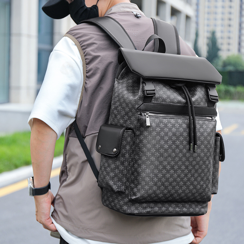 Designer Printed Leather Backp - Interior Design Journal recension och pris